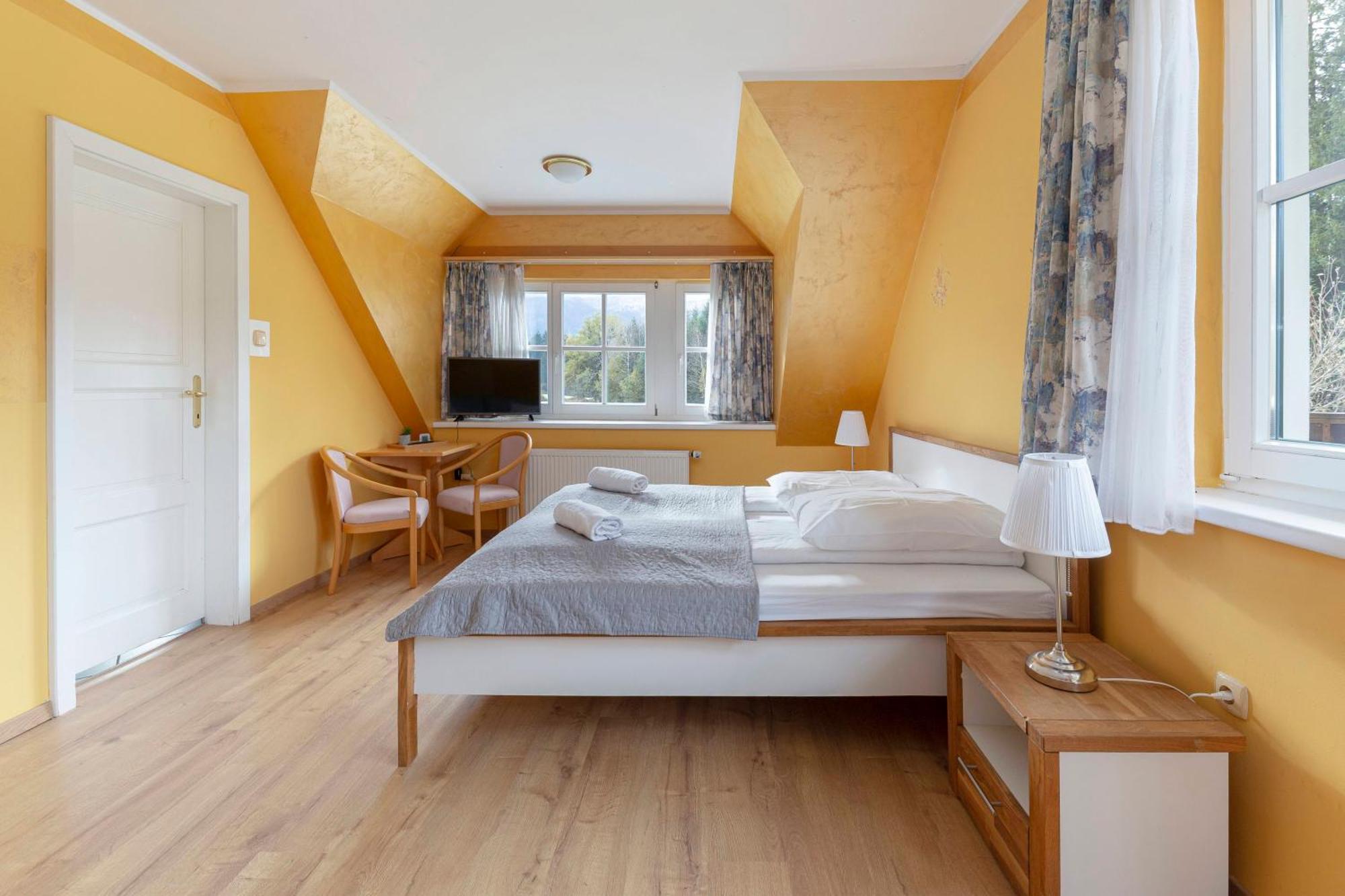 Hotel Burger Venise Recica ob Savinji 外观 照片