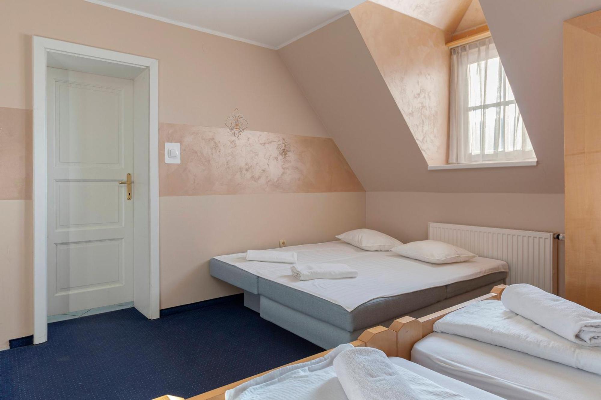 Hotel Burger Venise Recica ob Savinji 外观 照片