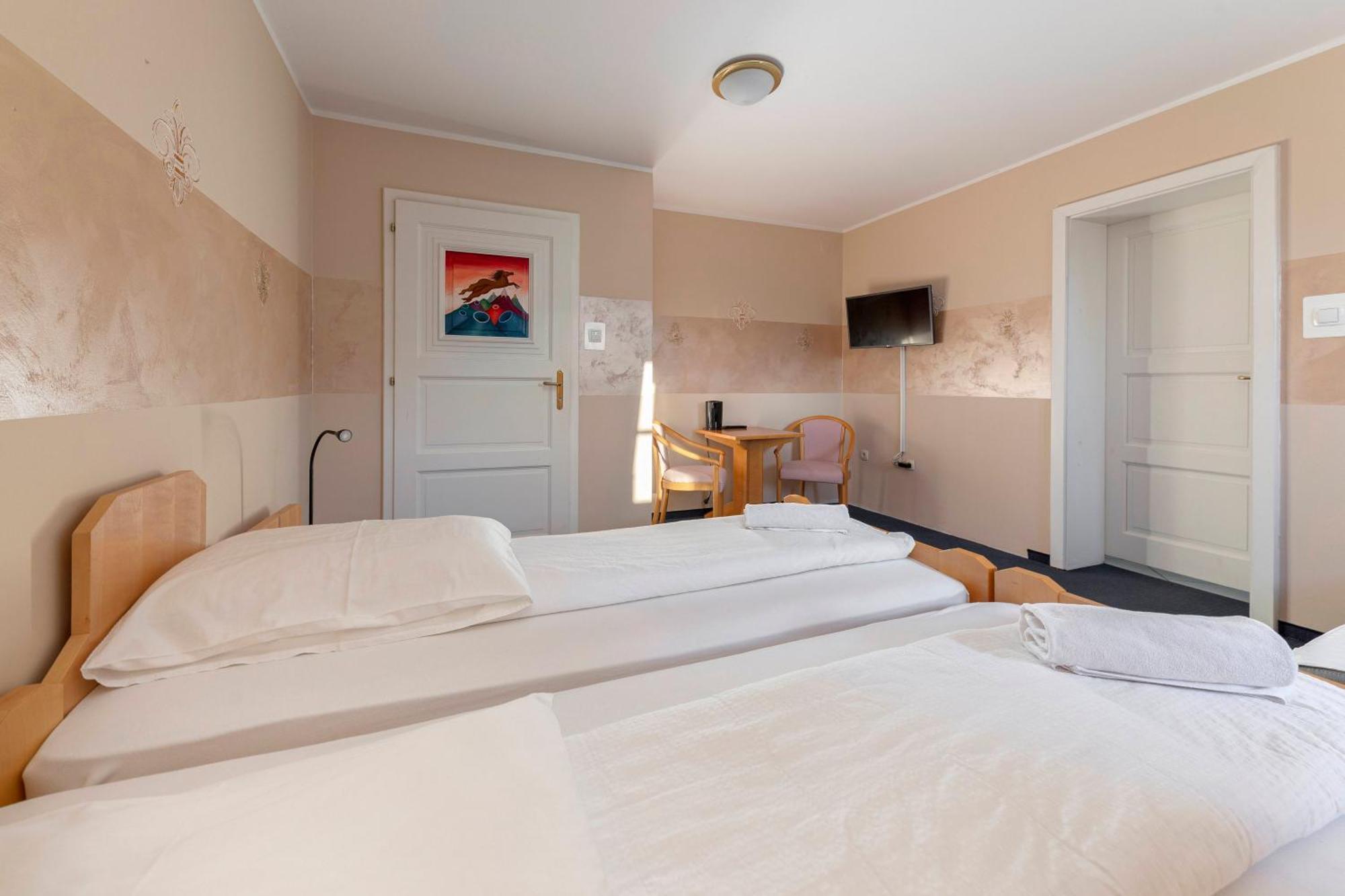 Hotel Burger Venise Recica ob Savinji 外观 照片