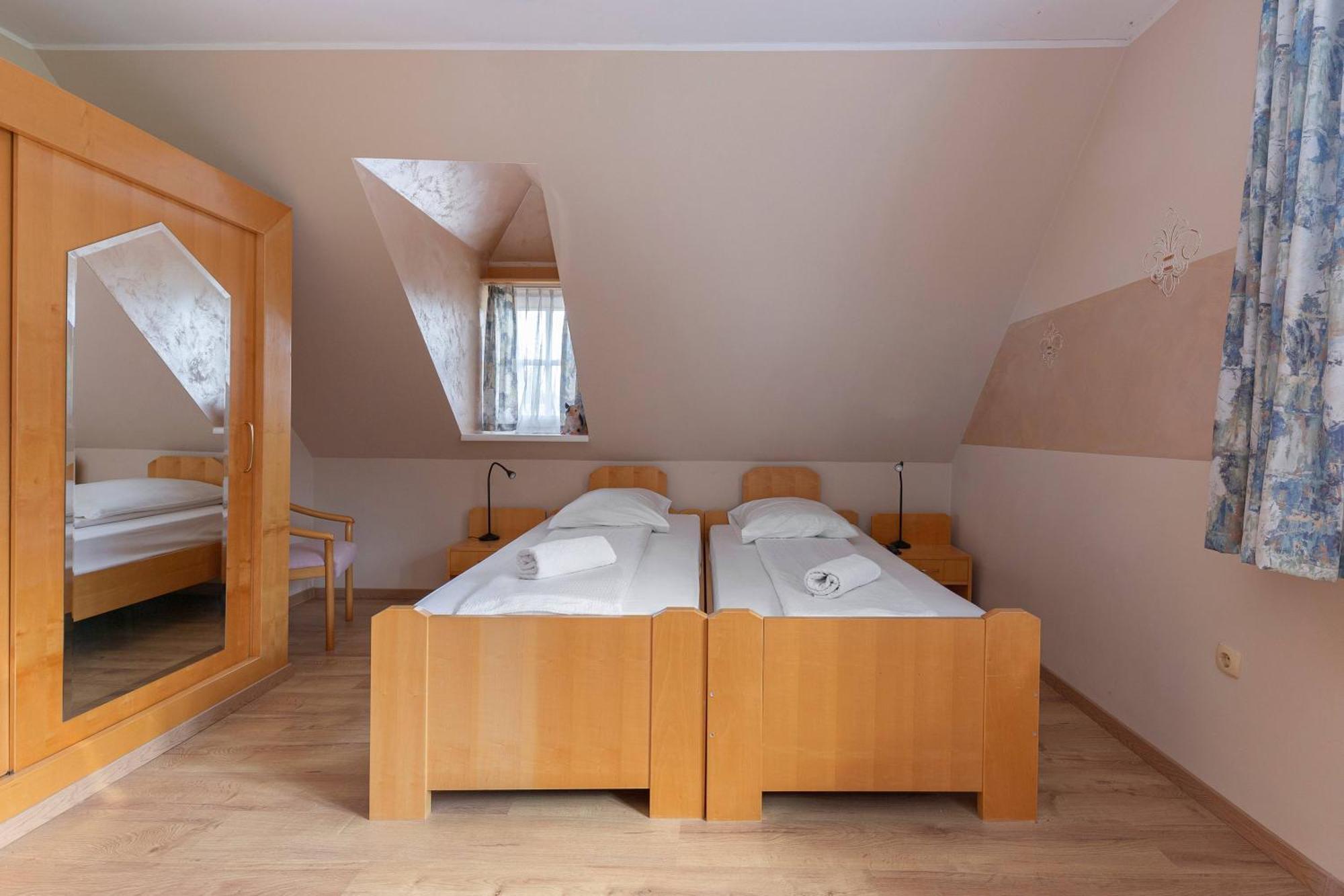 Hotel Burger Venise Recica ob Savinji 外观 照片