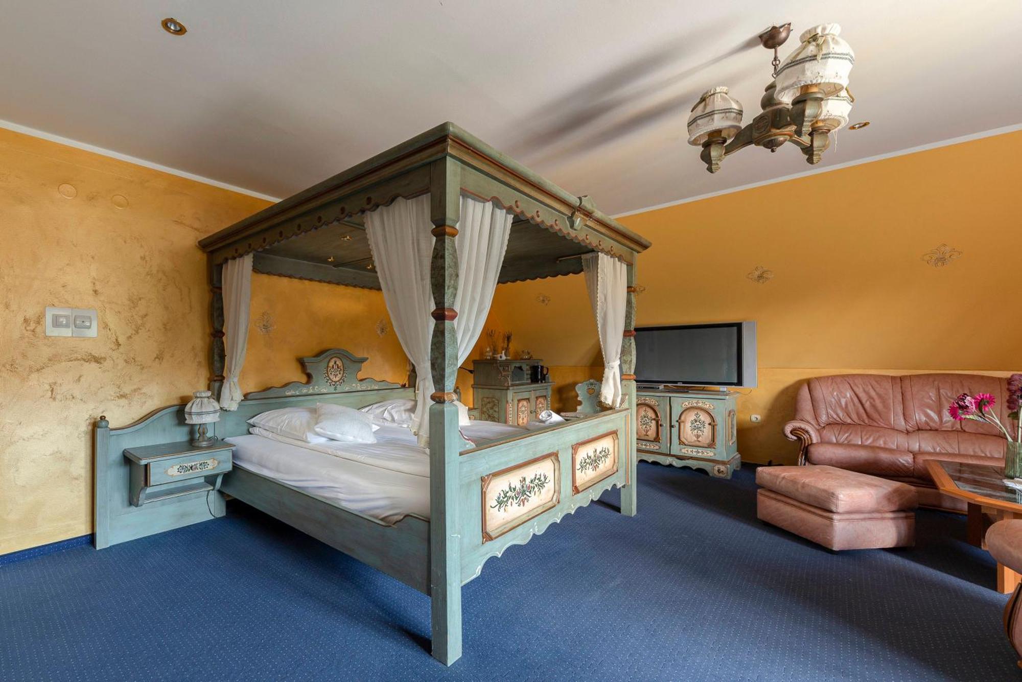 Hotel Burger Venise Recica ob Savinji 外观 照片